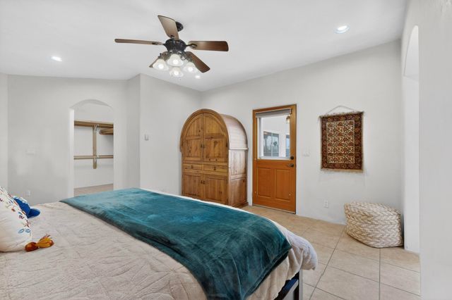 18 Calle Capulin, Santa Fe, NM 87507