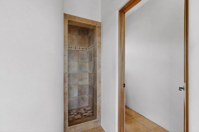 18 Calle Capulin, Santa Fe, NM 87507
