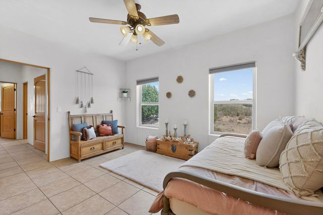 18 Calle Capulin, Santa Fe, NM 87507