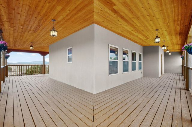 18 Calle Capulin, Santa Fe, NM 87507