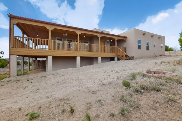 18 Calle Capulin, Santa Fe, NM 87507