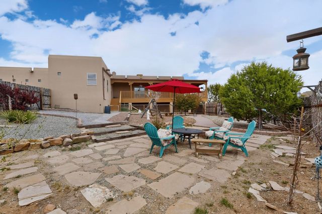 18 Calle Capulin, Santa Fe, NM 87507