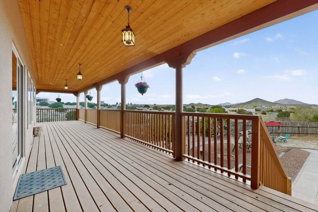 18 Calle Capulin, Santa Fe, NM 87507