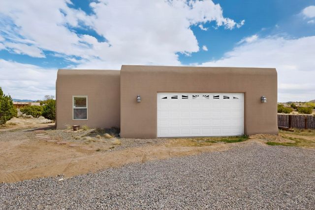 18 Calle Capulin, Santa Fe, NM 87507