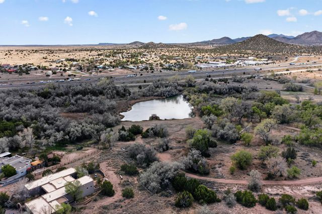 18 Calle Capulin, Santa Fe, NM 87507
