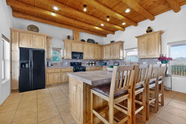 18 Calle Capulin, Santa Fe, NM 87507