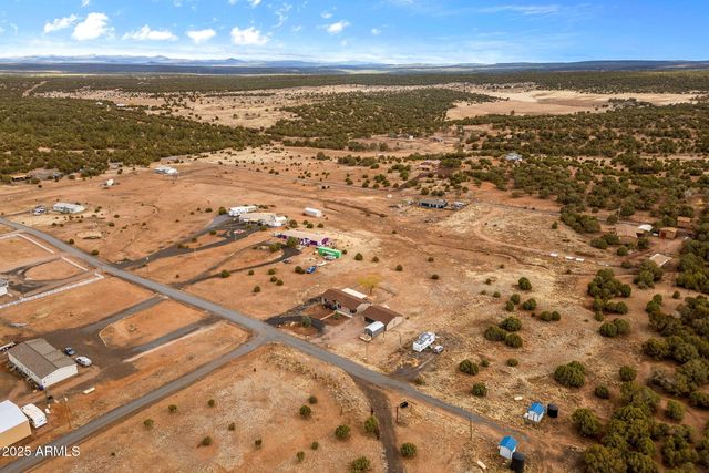 6635 AVANTI Way, Show Low, AZ 85901