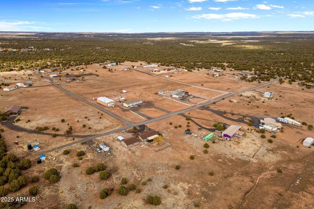 6635 AVANTI Way, Show Low, AZ 85901