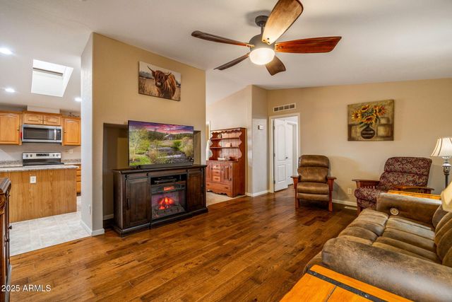 6635 AVANTI Way, Show Low, AZ 85901