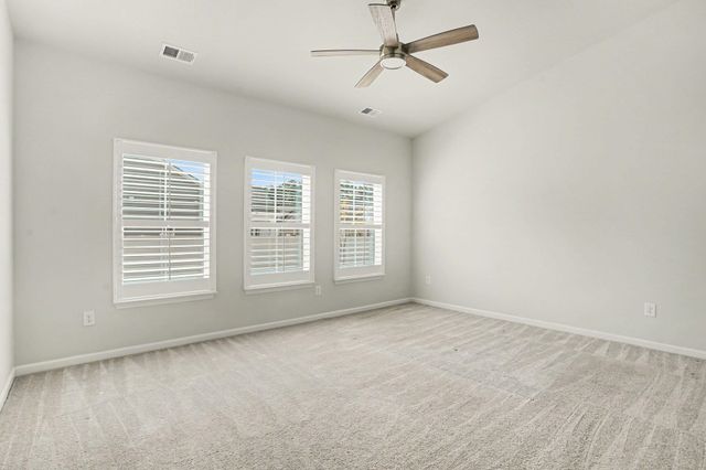 722 Isle Verde Dr, Myrtle Beach, SC 29579