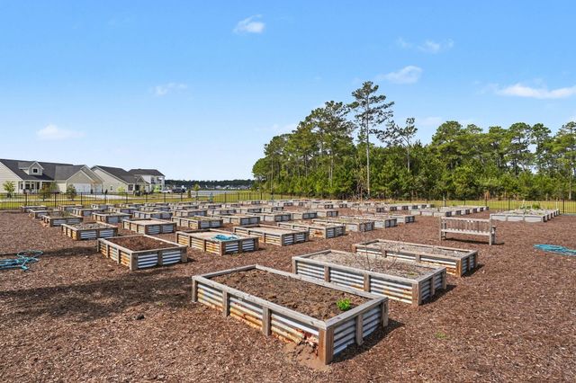 722 Isle Verde Dr, Myrtle Beach, SC 29579