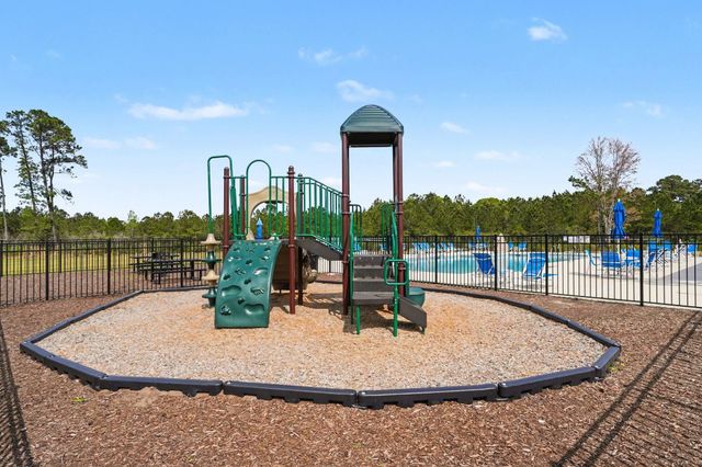 722 Isle Verde Dr, Myrtle Beach, SC 29579