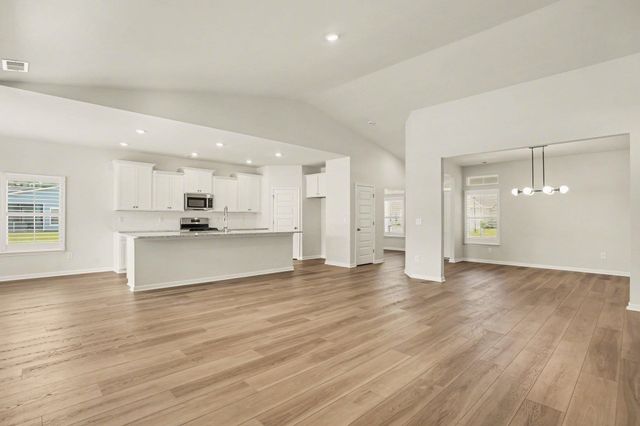 722 Isle Verde Dr, Myrtle Beach, SC 29579