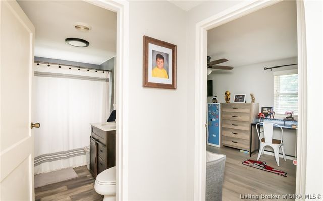 22 Maple Street, Sellersburg, IN 47172