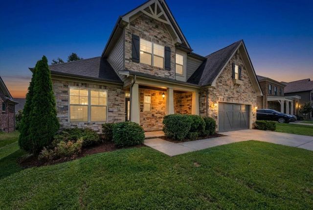 1175 Batbriar Rd, Murfreesboro, TN 37128