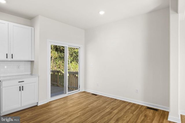 715 LAKEVIEW DR, Colonial Beach, VA 22443