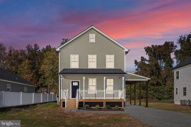 715 LAKEVIEW DR, Colonial Beach, VA 22443