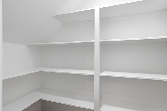 6037 S Acres Drive, Houston, TX 77048