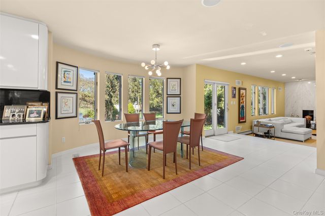 379 Smith Road, Ronkonkoma, NY 11779