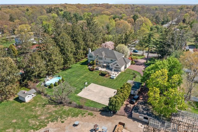379 Smith Road, Ronkonkoma, NY 11779