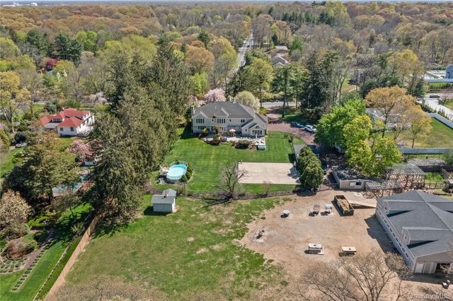379 Smith Road, Ronkonkoma, NY 11779