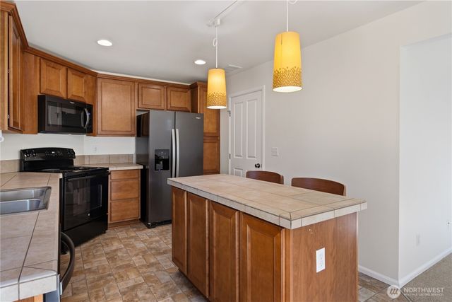 4750 Strathmore Circle SW, Port Orchard, WA 98367