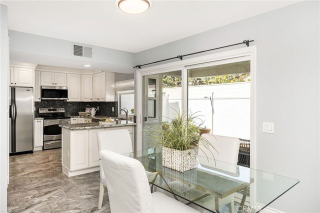 6931 Danvers Dr, Garden Grove, CA 92845