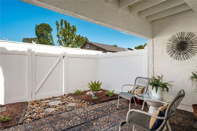 6931 Danvers Dr, Garden Grove, CA 92845