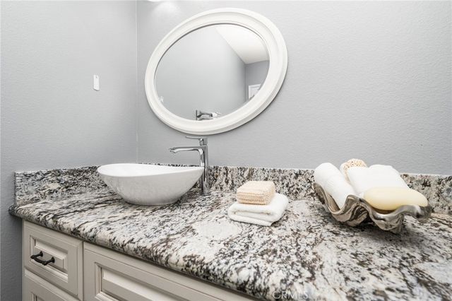 6931 Danvers Dr, Garden Grove, CA 92845