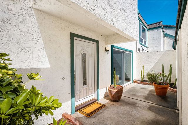 6931 Danvers Dr, Garden Grove, CA 92845