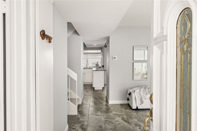 6931 Danvers Dr, Garden Grove, CA 92845