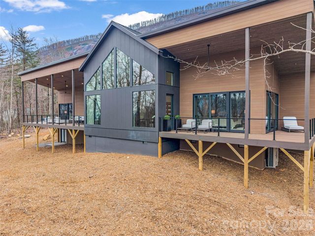 664 Quail Ridge Road, Lake Lure, NC 28746