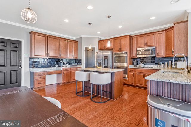 11292 SAINT CHRISTOPHER DR, White Plains, MD 20695