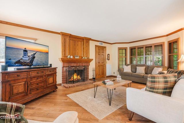 351 Buckboard Circle, Simi Valley, CA 93065