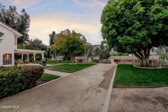 351 Buckboard Circle, Simi Valley, CA 93065