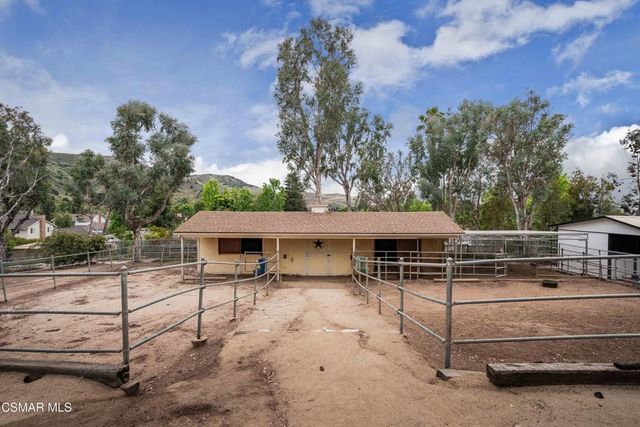 351 Buckboard Circle, Simi Valley, CA 93065