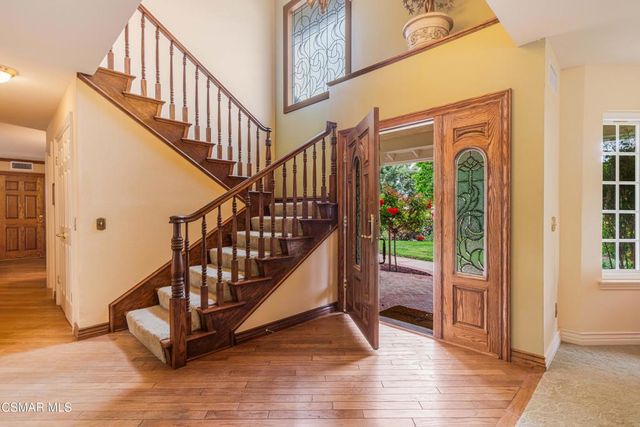 351 Buckboard Circle, Simi Valley, CA 93065