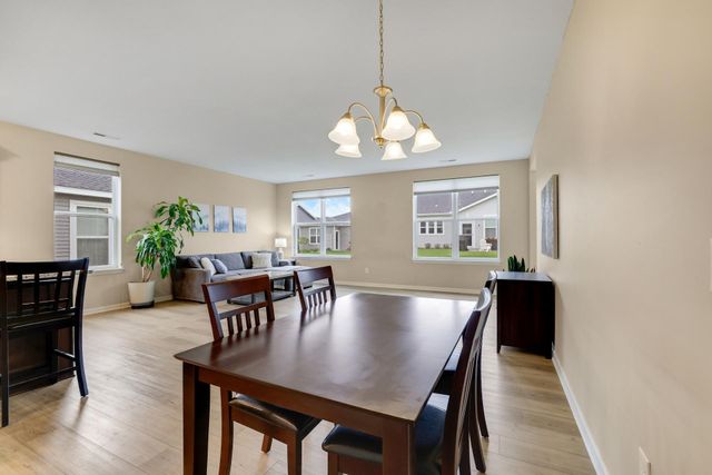 183 Liberty Heights Drive, Chaska, MN 55318