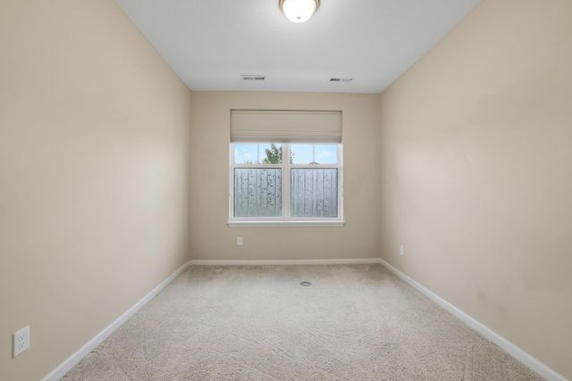 183 Liberty Heights Drive, Chaska, MN 55318