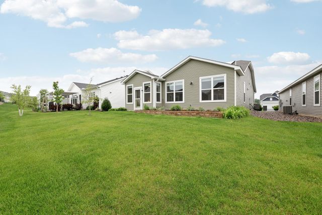 183 Liberty Heights Drive, Chaska, MN 55318