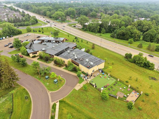 183 Liberty Heights Drive, Chaska, MN 55318