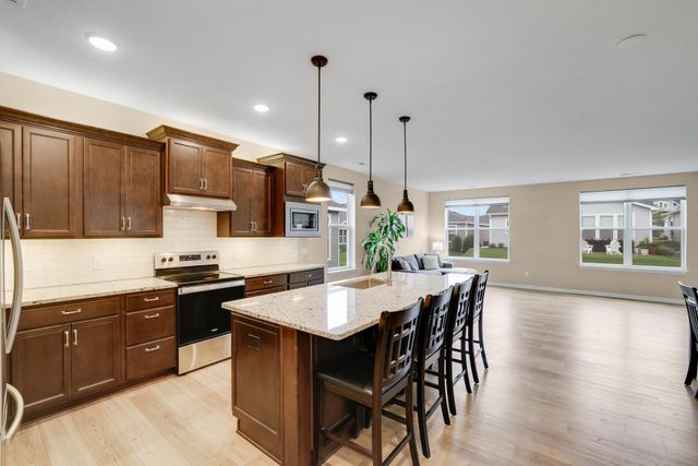183 Liberty Heights Drive, Chaska, MN 55318