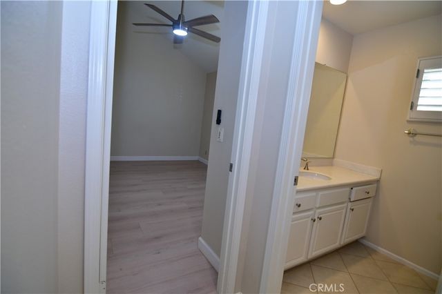 405 E Yale Loop, Irvine, CA 92614