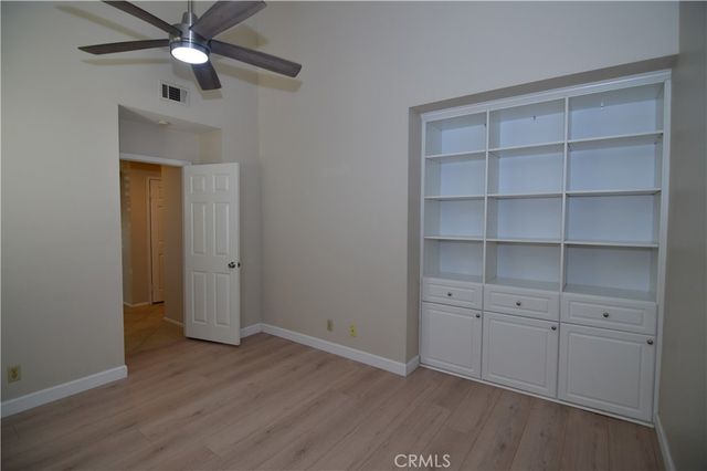 405 E Yale Loop, Irvine, CA 92614