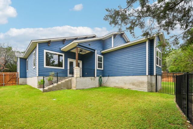 2909 Davis CV, Lago Vista, TX 78645