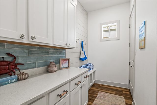 198 Sage Lane, Port Aransas, TX 78373