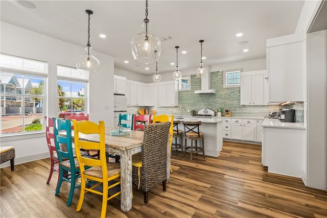 198 Sage Lane, Port Aransas, TX 78373