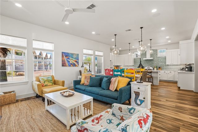 198 Sage Lane, Port Aransas, TX 78373