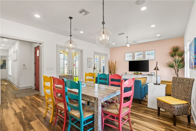 198 Sage Lane, Port Aransas, TX 78373