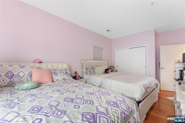 511 Brittany Drive, Wayne, NJ 07470